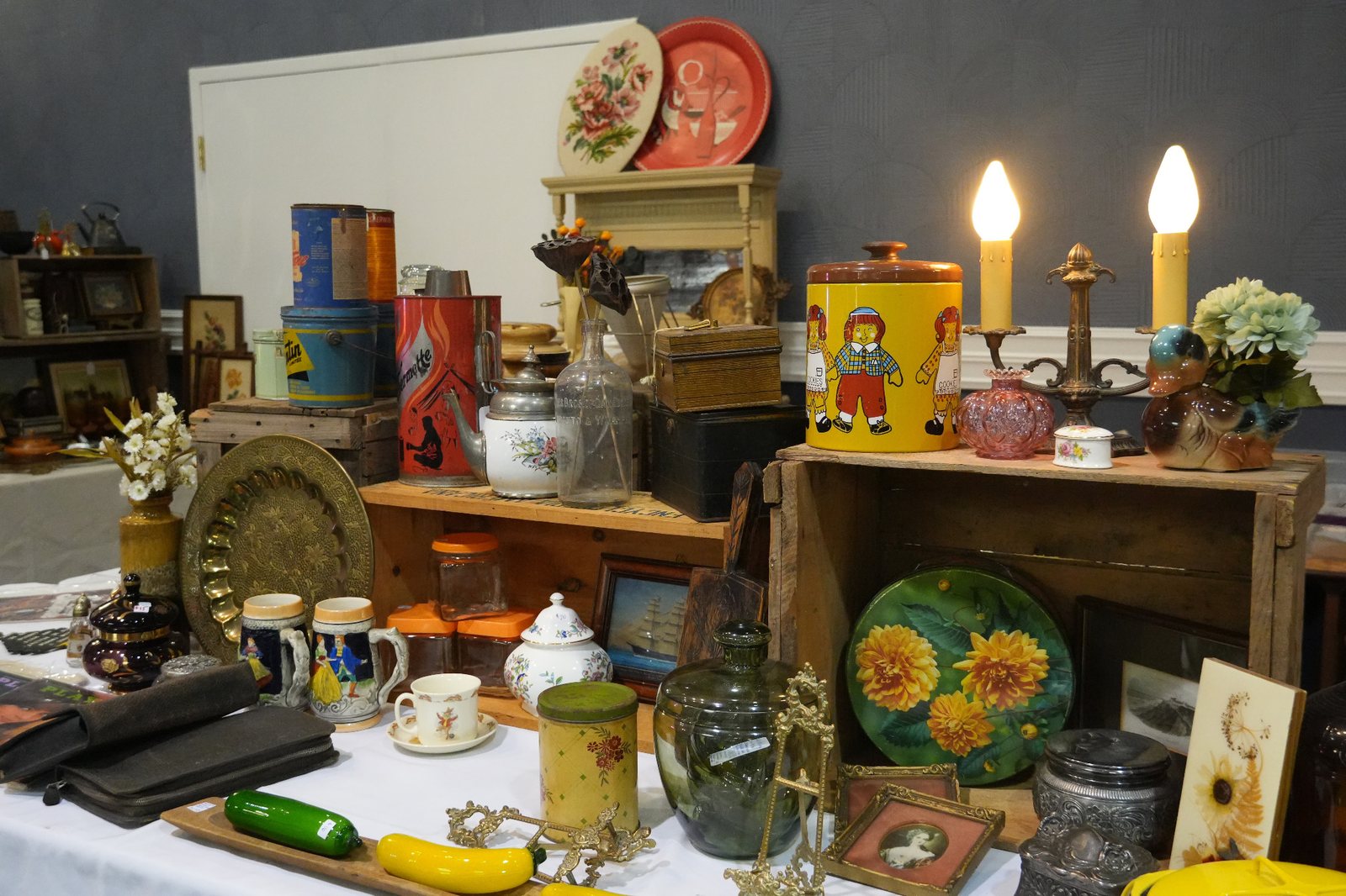 Ceramics and glass vessels on a previous dealer’s table